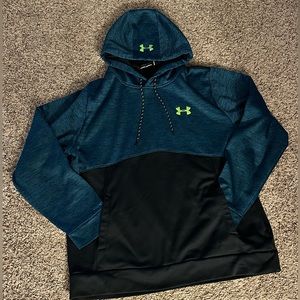 XL under armour hoodie storm1